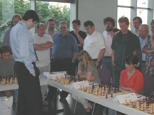 Die Damen-Fraktion beim Kramnik-Simultan