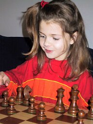 Pia Lorenz lernt Schach